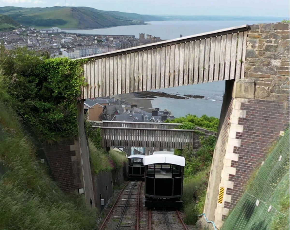 Two railway cars about to pass each other on the steep incline of the Aberystwyth Cliff Railway