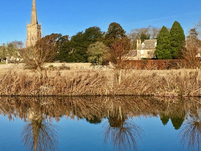 Photo credit: Culls Cottage in Lechlade. Click above title to view.